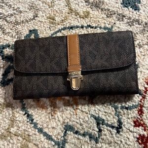 Michael Kors wallet in brown
